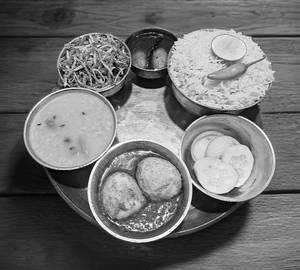 Egg Kosha Thali [2Pcs]