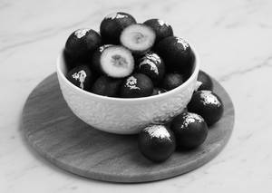 Kala Jamun [4 Pc]