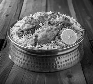Hyderabadi Kachi Chicken Dum Biryani Ps