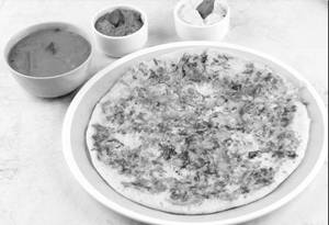 Onion Tomato Uttappam