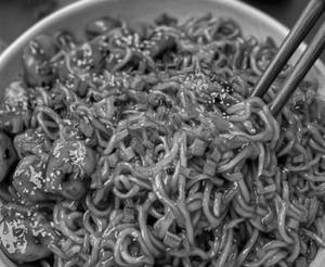 Chilly Chicken Noodles