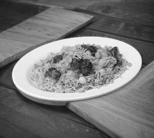 Fried Rice + Gravy Manchurian 6 Pcs
