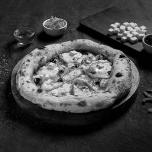 Puglia Peppery Paneer Pizza