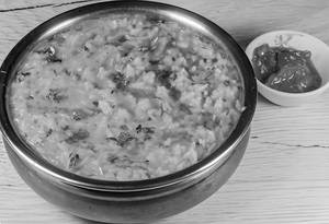 Masala Moong Dal Khichdi