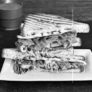 Cheese Chilly Chicken Sandwich