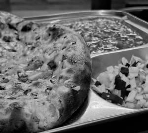 Large Aloo paratha [2 pieces]