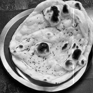 Butter laccha naan