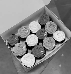 Mini Rosette Cupcake (box Of 12)