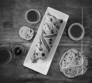 Chicken Karaka Roll