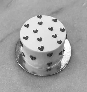 Mini Hearts Micro Cake
