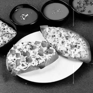 Stuffed garlic bread non veg