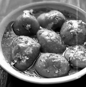 Dum Aloo Kashmiri