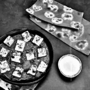 Matar paneer
