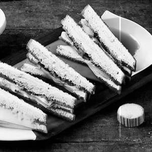 Cream sandwich