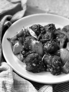 Chilly Chicken Dry With Bone 8Pcs