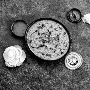 Palak Dal Khichdi & Curd