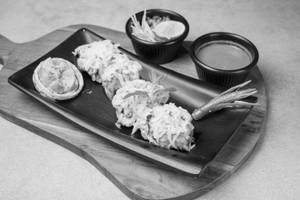 Murgh cheese tikka [4 pieces]