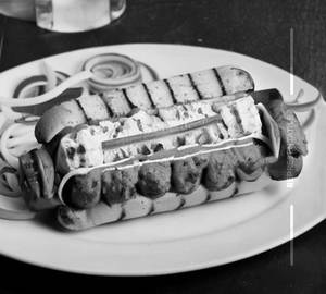 Tandoori paneer hot dog