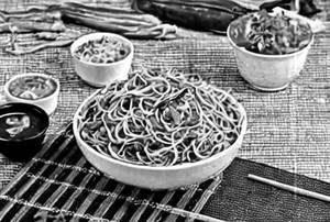 Schezwan veg noodles