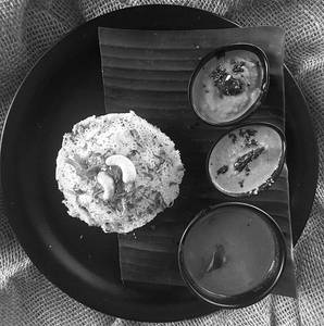 Rava Idli With Saggu(1)