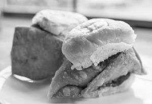 Samosa Pav(2 Pcs)