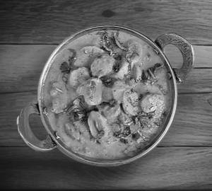 Mushroom butter masala
