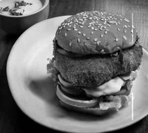 Crispy paneer tikka burger