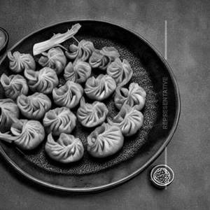 Chicken Fireball Steamed Momos