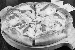 Tomchi Pizza