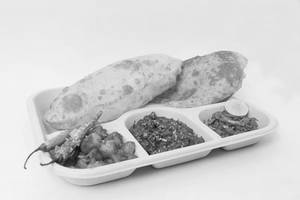 Classic Chole Bhature