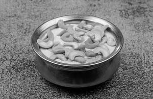 Khoya Kaju