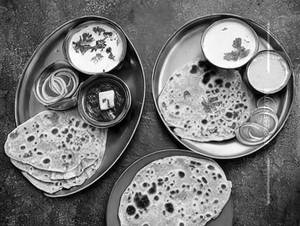 Aloo Achari Paratha