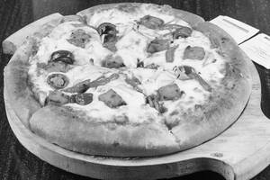 Hot And Spicy Pizza