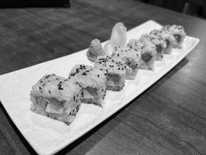 Salmon Cheese Roll (8 Pcs)