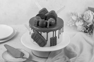 Chocolate Indulgence Tall Cake 0.65 Kg