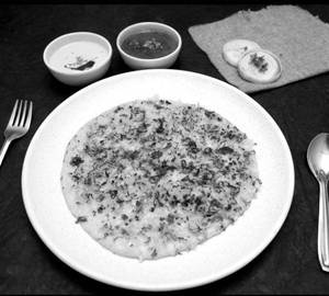 Ghee onion uttappa