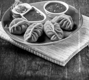 Veg kurkure momo
