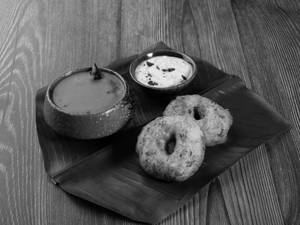 Sambhar Vada