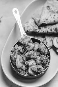 Aloo Jeera Dry With Paratha