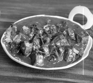 Chilli Paneer Semi Gravy