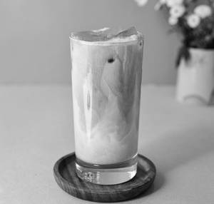 Iced Vanilla Latte