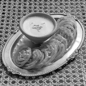 Doodh Jalebi
