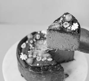 Burnt Chocolate Basque Cheesecake Slice