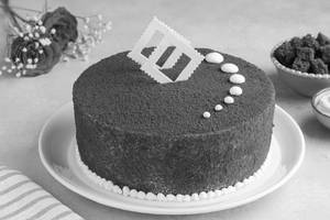 Red Velvet Cake Eggless