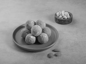 Panjeeri Ladoo
