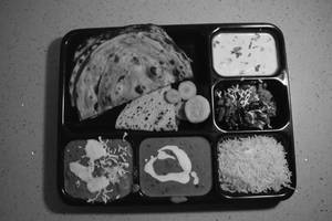 Veg Shahi Thali