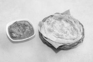 Porotta With Chicken Curry