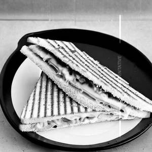 Spicy Plain Mayonnaise Cheese Sandwich 