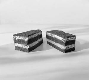 Red Velvet Cheese Cream 110Gms