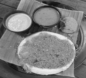 Ghee Pudi Thatte Idli (01 pc)
